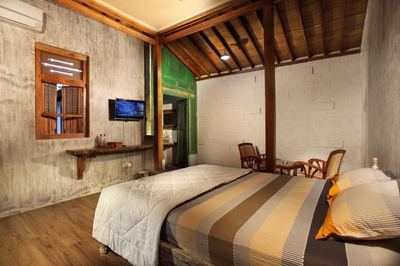 Ndalem Mj Homestay 요그야카르타 외부 사진