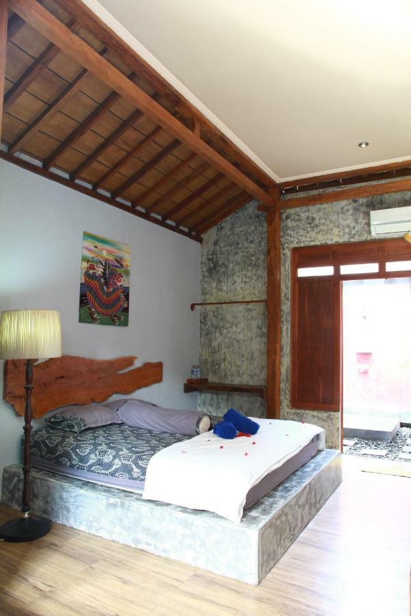 Ndalem Mj Homestay 요그야카르타 외부 사진